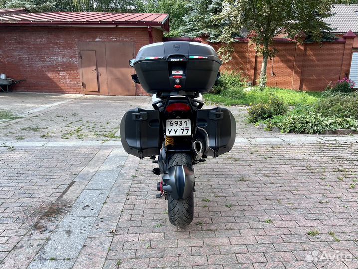 Ducati Multistrada 1200S