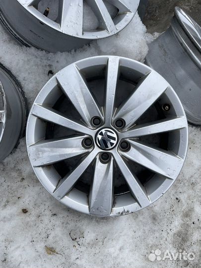 Диски литые r16 VW passat b7