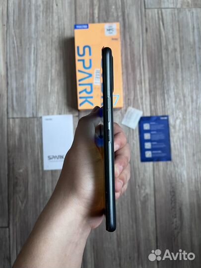 TECNO Spark 7, 2/32 ГБ