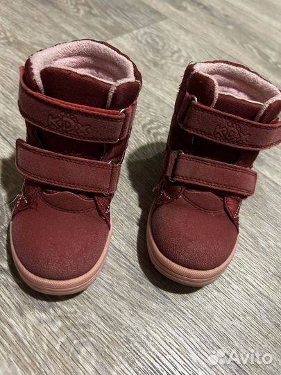 Ботинки демисезонные для девочки 22 размер