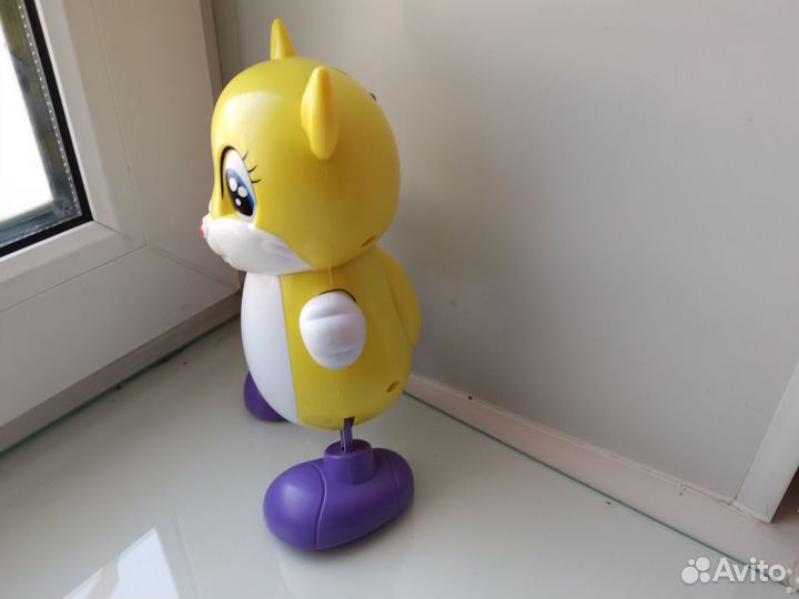 Танцующая зверушка