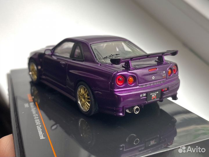 IXO 1/43 Nissan Skyline GT-R (R34) 2002