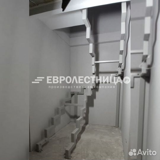 Лестница на второй этаж