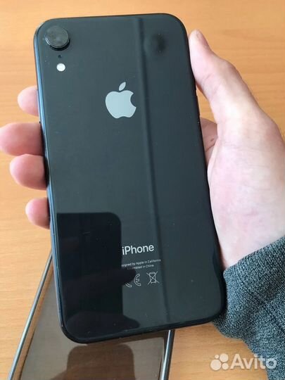 iPhone Xr, 64 ГБ