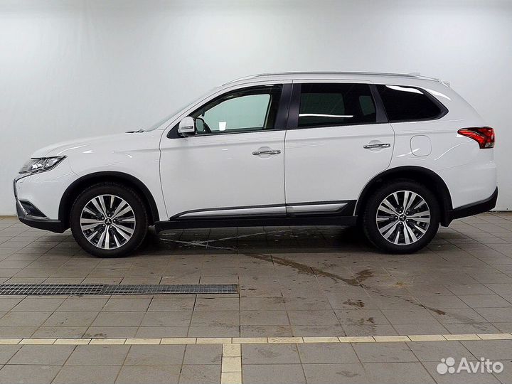 Mitsubishi Outlander 2.4 CVT, 2021, 58 000 км