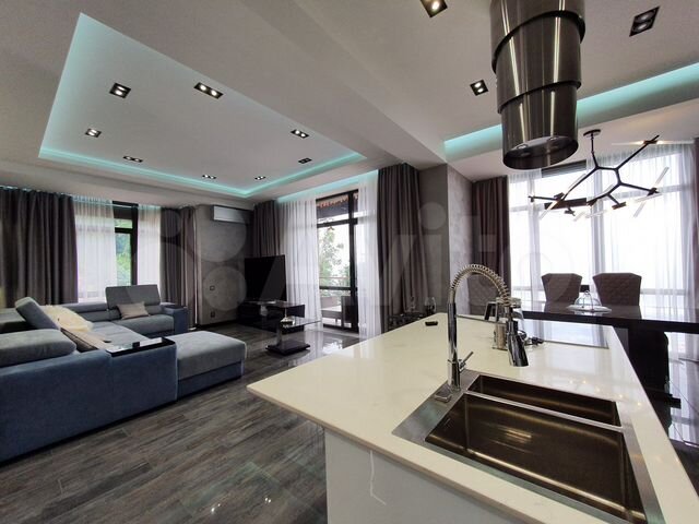 2-к. квартира, 95 м², 2/3 эт.