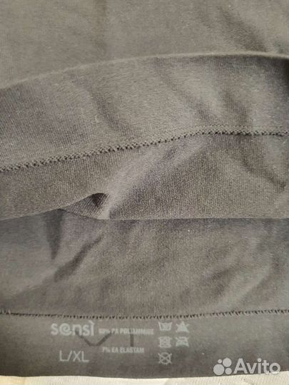 Водолазка с треугольным вырезом