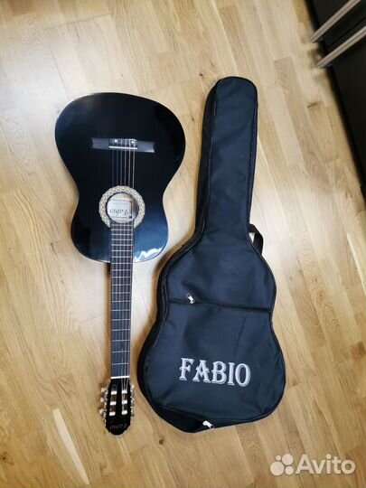 Классическая гитара для начинающих + Аксессуары