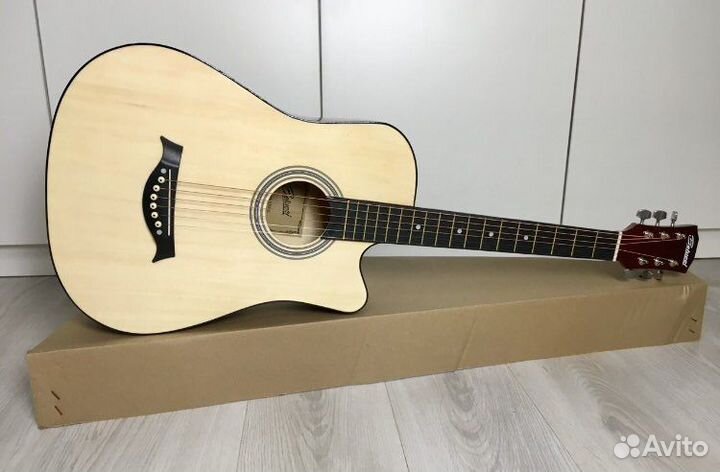 Акустическая гитара