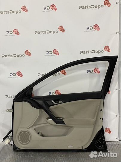 Дверь передняя правая Honda Accord 8 2007-2011