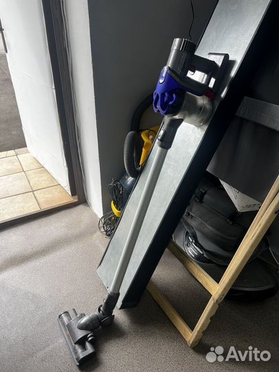 Беспроводной пылесос dyson