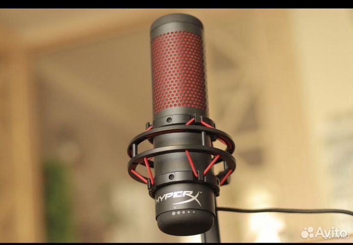 Студийный микрофон hyperX quadcast