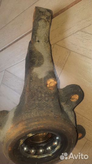 Кулак поворотный на renault logan 2013