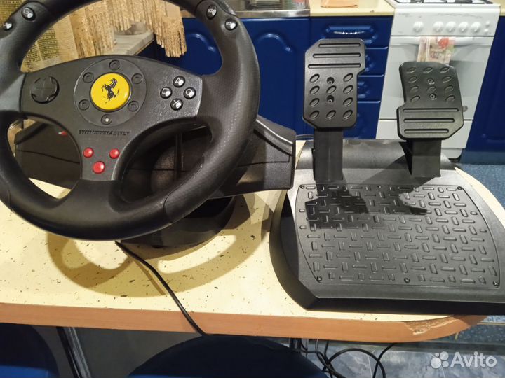 Игровой руль thrustmaster Ferrari gt experience