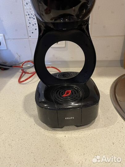 Капсульная кофеварка Nescafe Dolce gusto KP130810