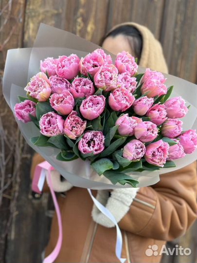 Объёмные букеты, Пионовидные тюльпаны, бахрома