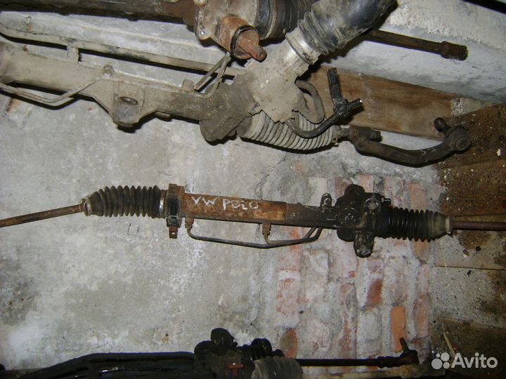 Рулевая рейка с гур Volkswagen Polo Classic 98 год