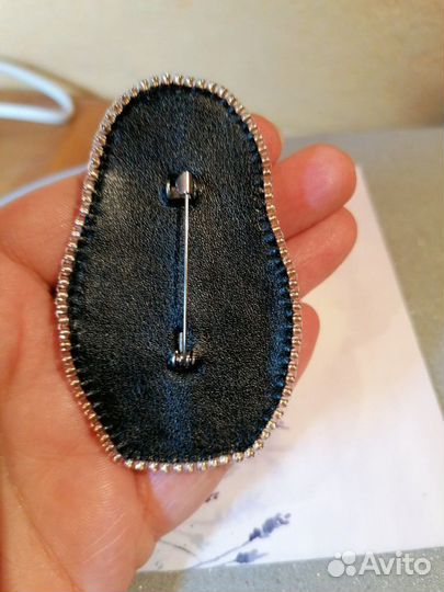 Брошка-матрешка