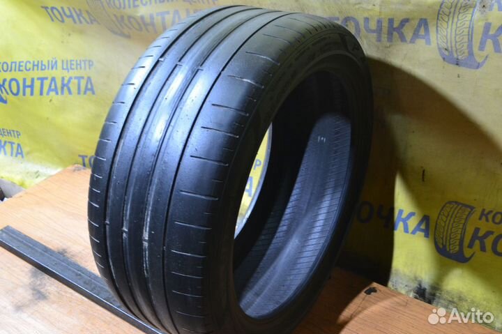 Pirelli P Zero 235/40 R18