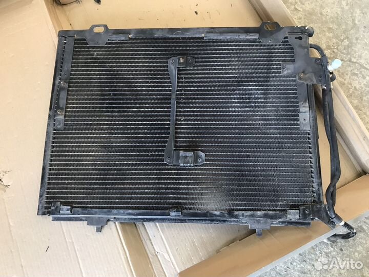 Радиатор кондиционера Mercedes-Benz M111