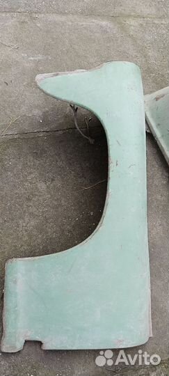 Крыло переднее и дверь газ м20