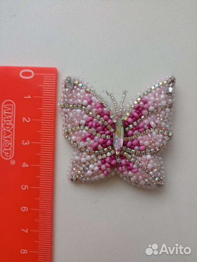 Брошки из бисера