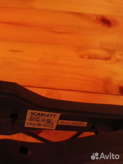 Утюжок для волос scarlett