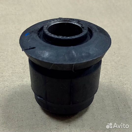 Сайлентблок рычага Mitsubishi L200