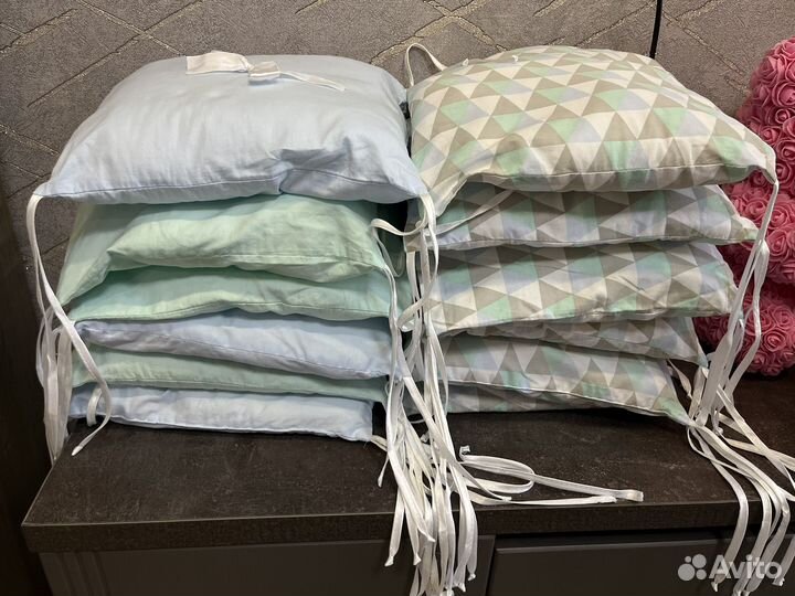 Бортики в детскую кроватку