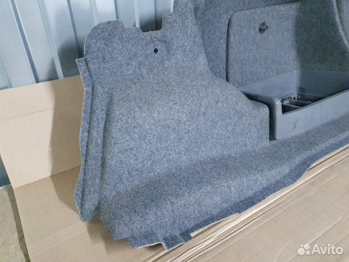 Обшивка багажника правая Bmw 318I E90 N46B20BZ