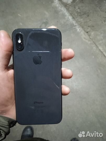 iPhone X, 64 ГБ