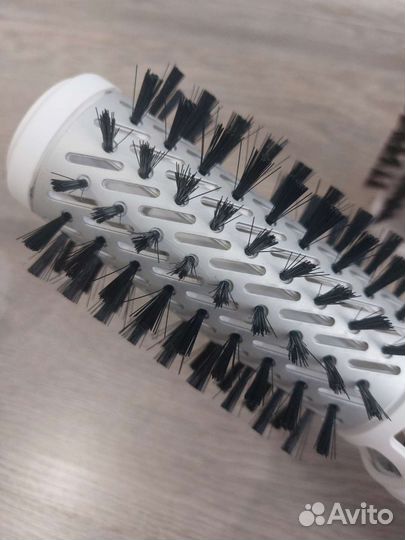 Фен щетка rowenta CF9520F0 новая