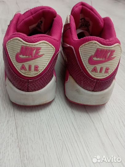 Кроссовки nike женские