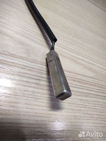 Датчик температуры Mitsubishi Diamante