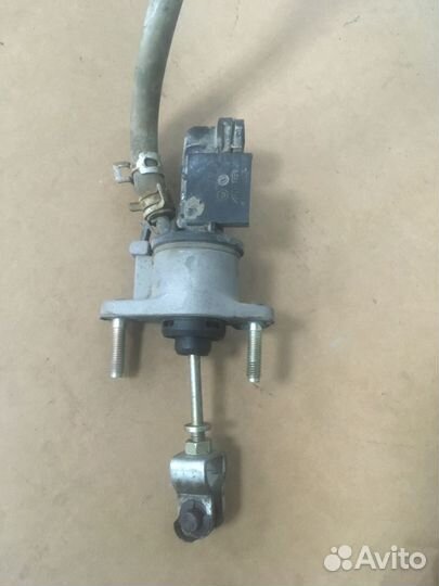 T111608010 Цилиндр сцепления главный Chery T11