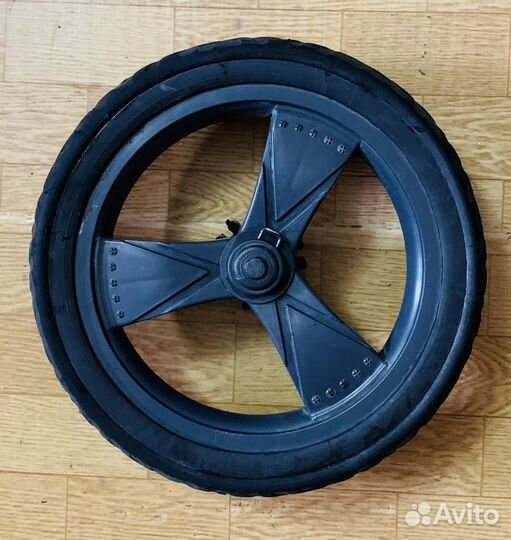 Колесо для коляски