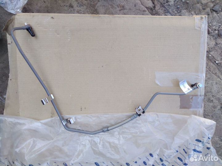 Трубопровод подачи масла