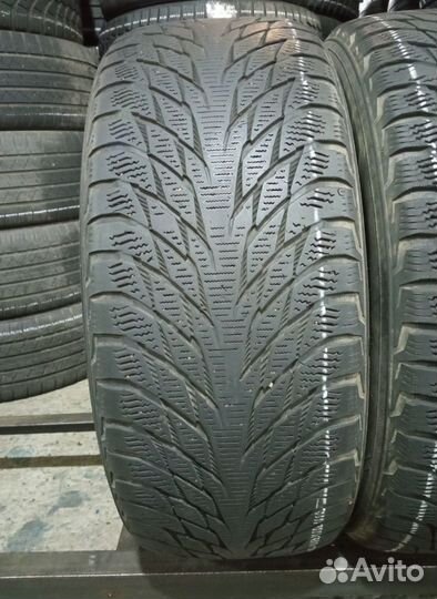 Nokian Tyres Hakkapeliitta R2 235/55 R17 99W