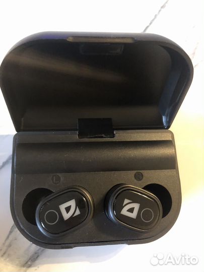Беспроводные наушники