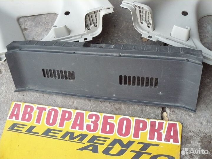 Обшивка багажника для Nissan Note