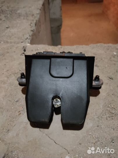 Замок багажника ford focus 3