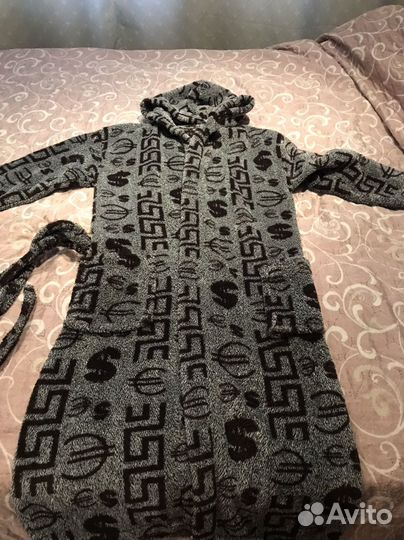 Мужские махровые халаты р 44/48,48/52