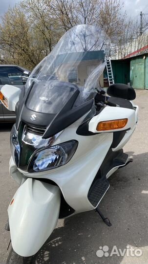 Suzuki Burgman SkyWave 650