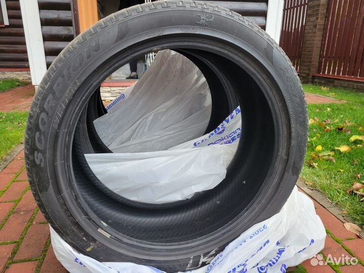 Pirelli Scorpion Winter 285/40 R22