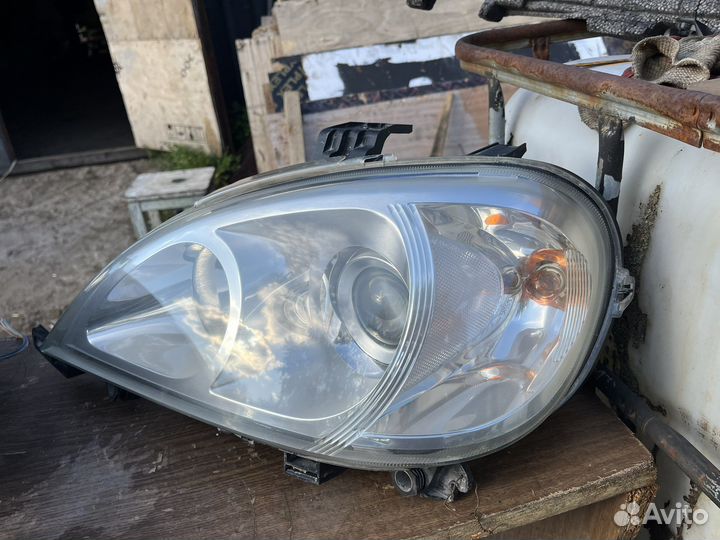 Фары Мерседес мл163