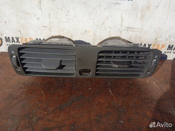 Дефлектор воздушный Volvo S80 седан 2.4 2000 (б/у)