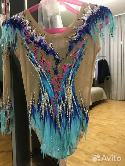 Продам купальник для художественной гимнастики