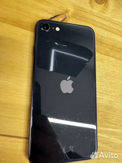 iPhone SE (2020), 128 ГБ