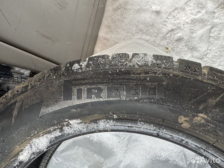 Pirelli Ice Zero 205/55 R16