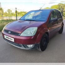 Ford Fiesta 1.4 MT, 2004, 220 000 км, с пробегом, цена 320 000 руб.